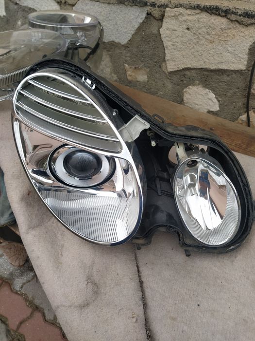 Десен фар Mercedes Е клас w211 феис, за части