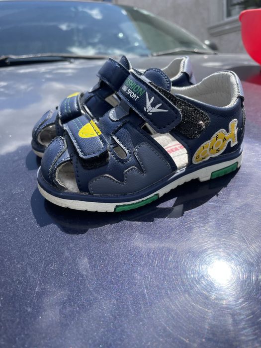 Сандали на мальчика