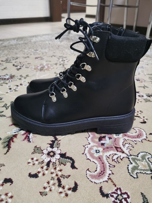 Демисезонные ботинки