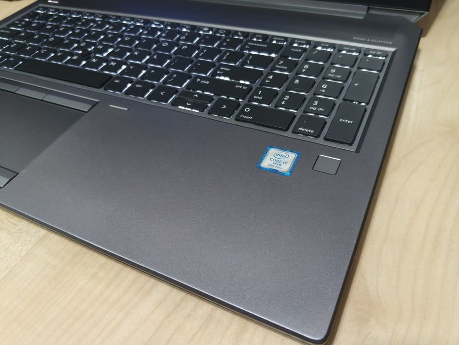 HP ZBook 15 G5 15,6" IPS FHD/CORE i7- 8850H/16GB/512GB NVMe/Quadro 4GB