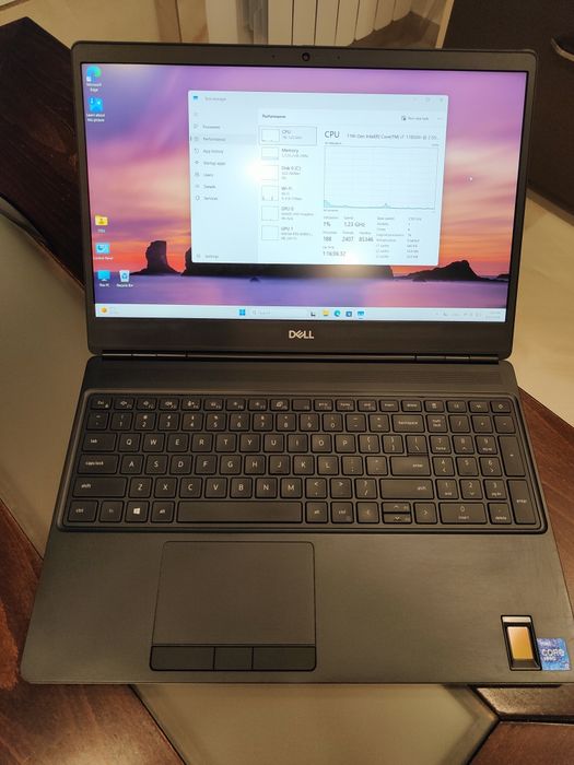 Лаптоп Dell Precision 7560 Mobile Workstation| i7-11850H | RTX A2000