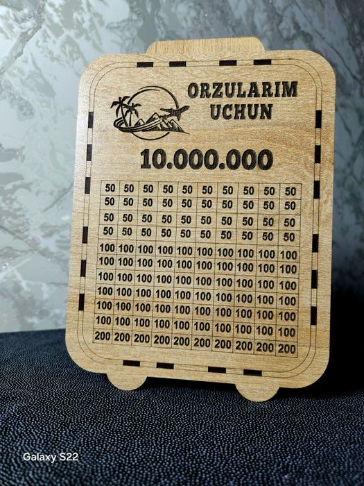 Продаётся копилка 
Прозрач