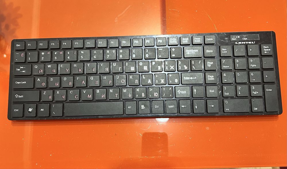 Продам клавиатуру LENTEL