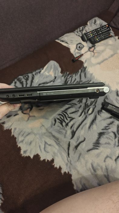 Laptop Acer v3-731