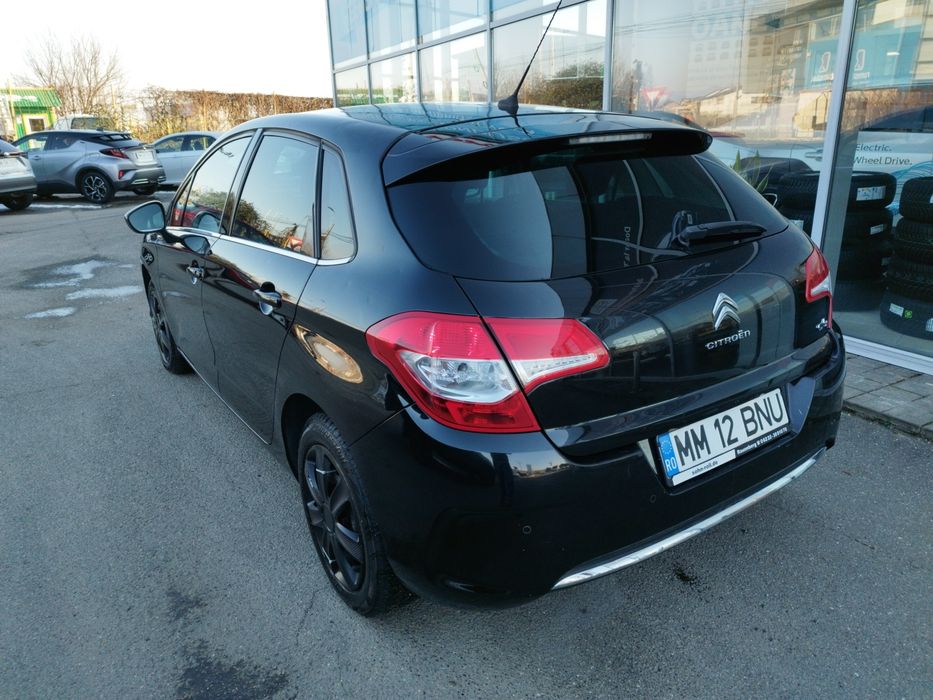 Vând Citroen C4.