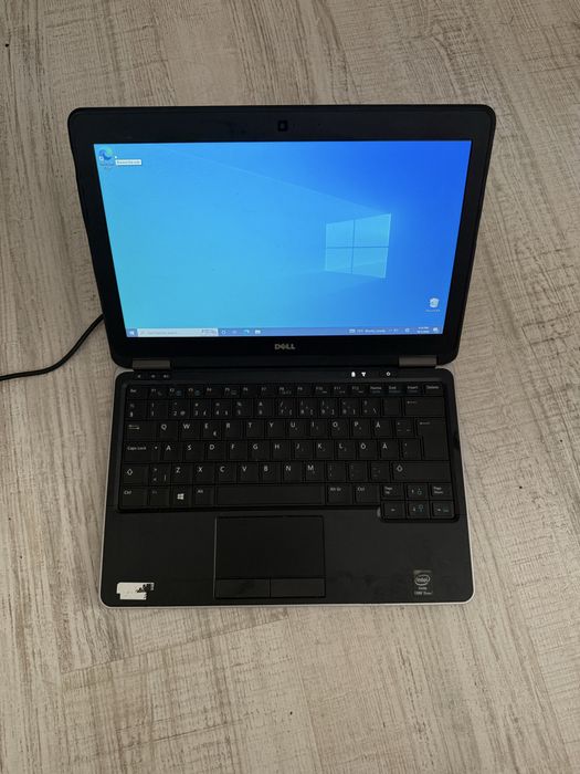Laptop dell latitude 7240 i5-4300u
