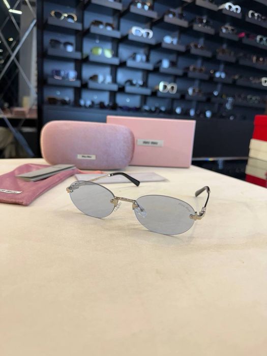 Ochelari Miu Miu noi