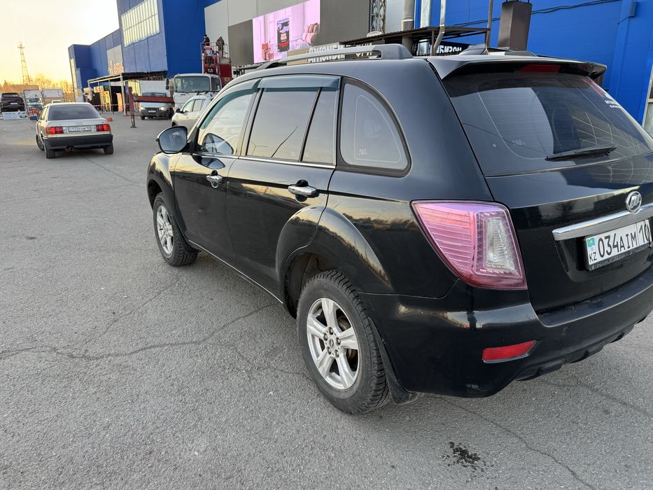 Кроссовер лифан х60