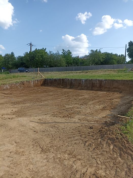 Inchiriez buldoexcavator