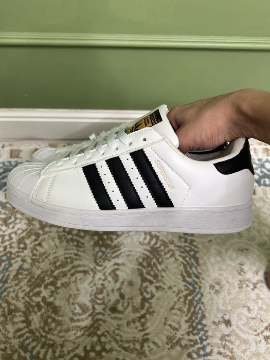 Adidas superstar