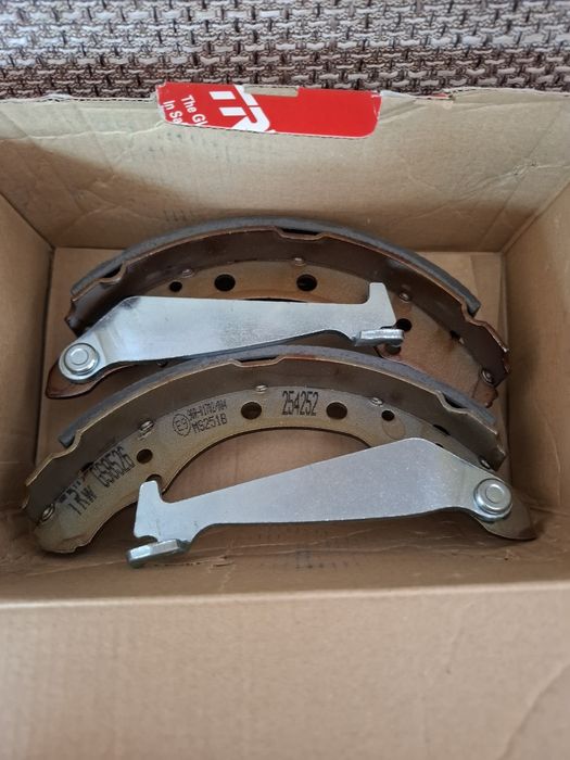 Saboți frînă spate Skoda Fabia 1