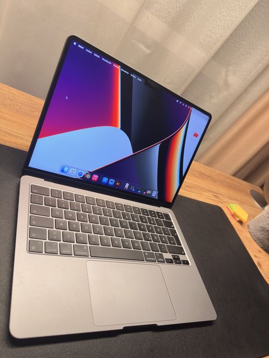Macbook air M3 16gb