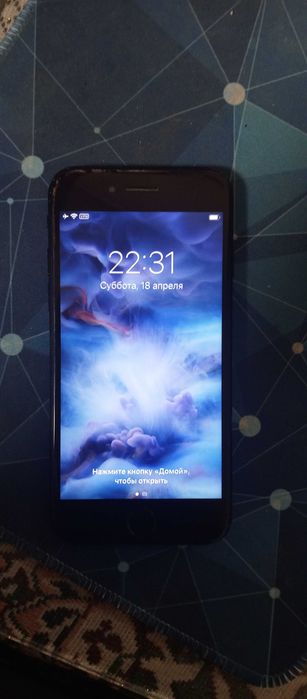 Айфон 7 128 память 79% акомулятор с коробкой