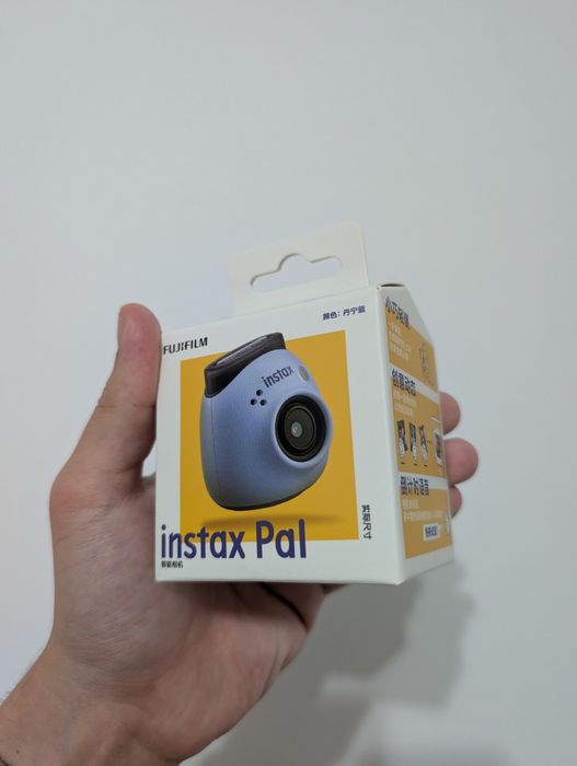Мини камера Fujifilm Instax Pal Blue + чехол