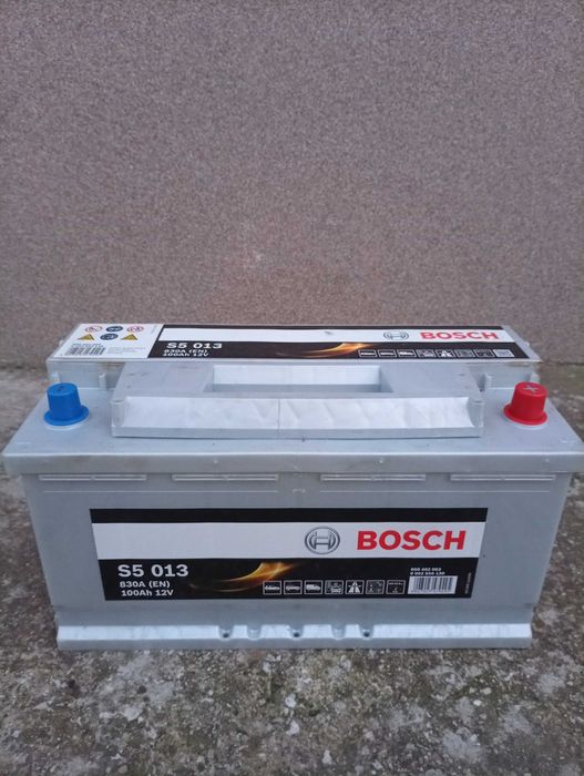 Акумулатор BOSCH