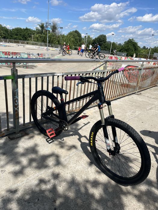 Bicicleta kellys whip 30 aproape noua