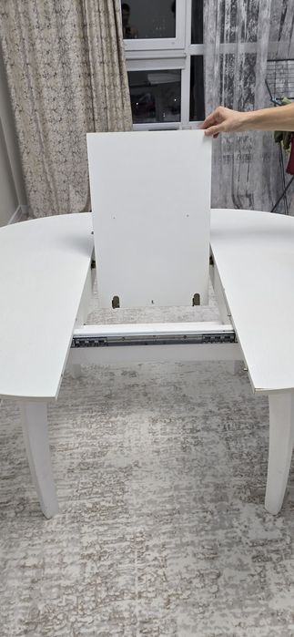 Кухонный круглый стол