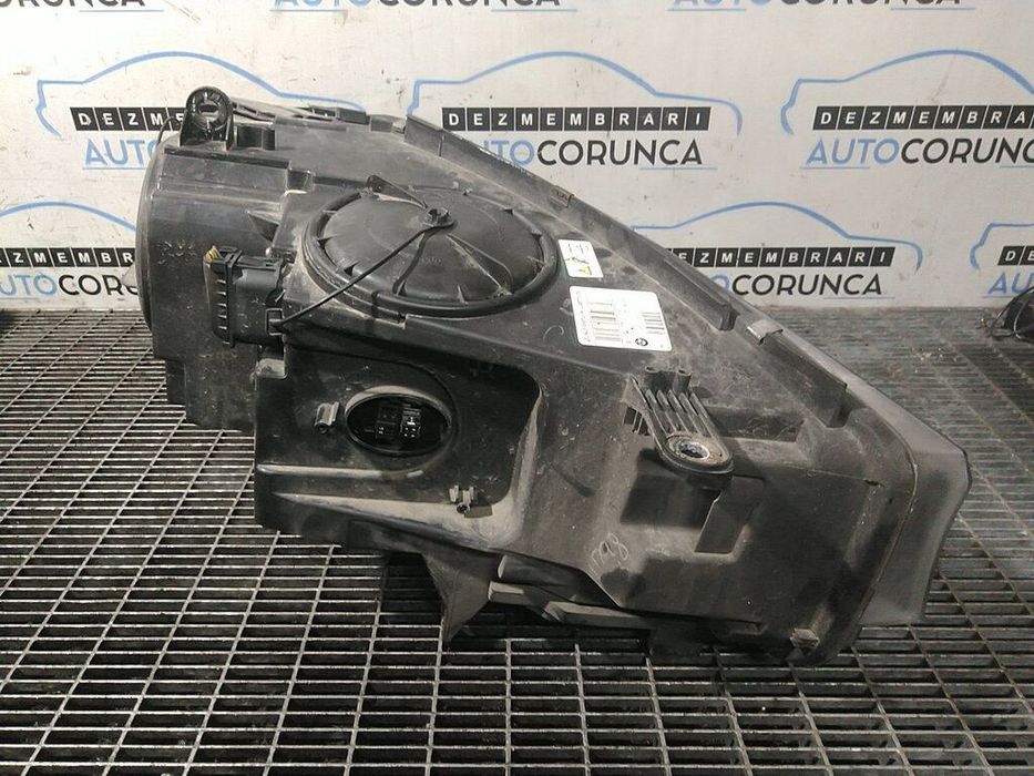 Far Stanga BMW X5 F15 2013 - 2018 SUV 4 Usi (1268) Xenon