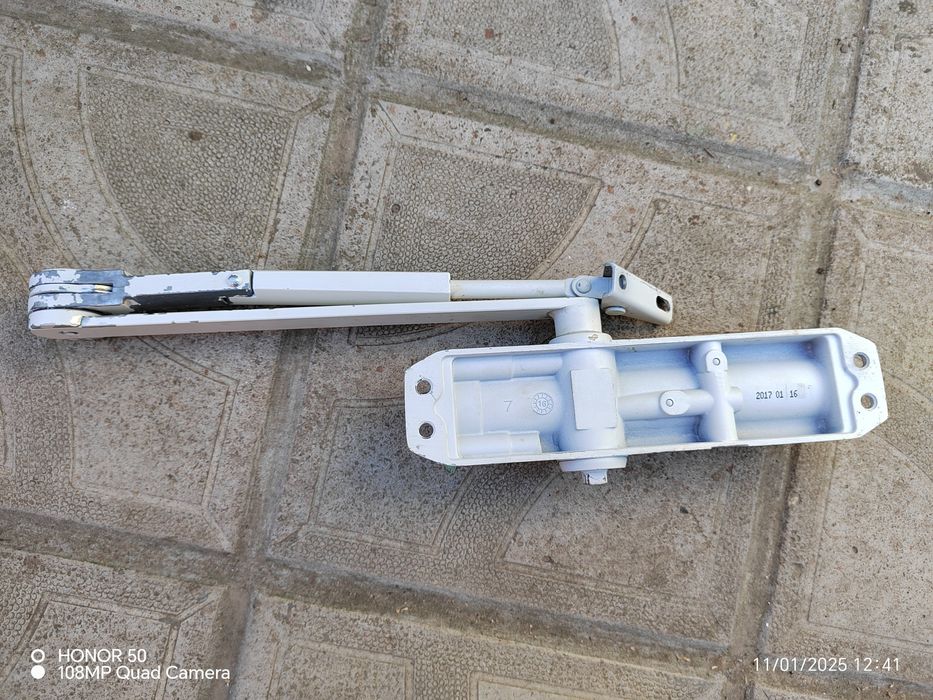 Автомат за врата