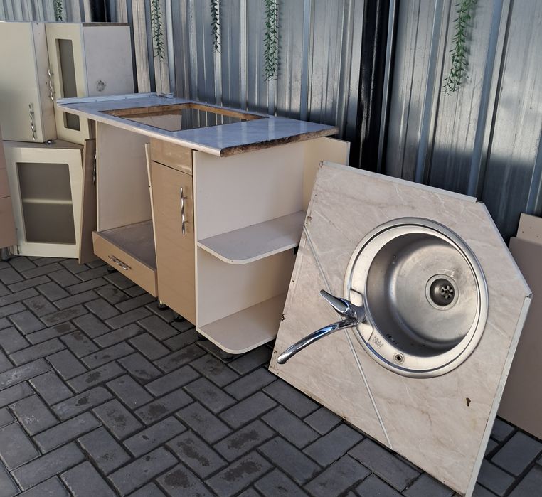 Кухонный гарнитур бу