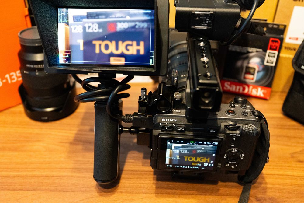 Sony 28-135mm F4 OSS G FE PZ & Sony FE 70-200mm F2.8 OSS GM + accesori