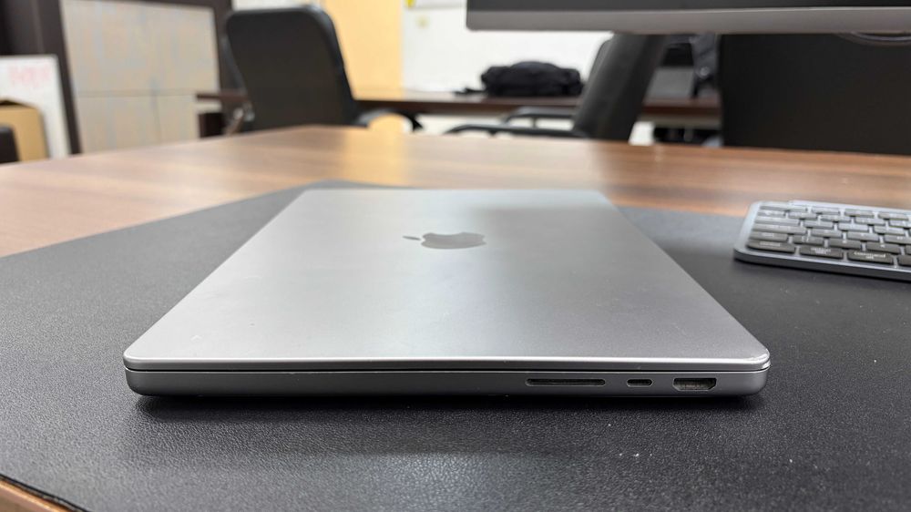Macbook Pro 14" - M1 PRO - 16GB - 1TB