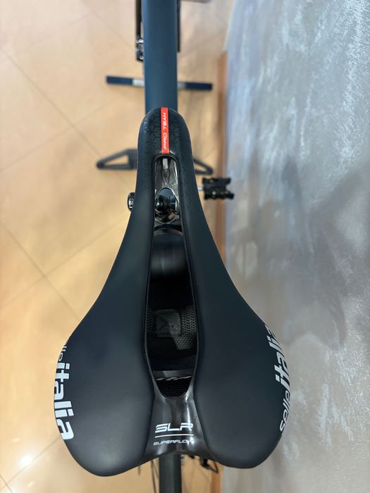 Велоседалка Selle Italia SLR Boost Pro Team 6.1 Carbon Superflow L