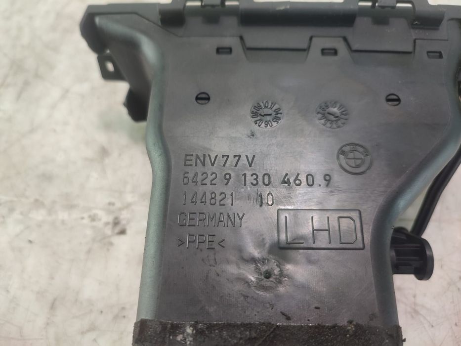 Grila ventilatie bord 642291304609 BMW Seria 3 E91 [2004 - 2010] 2.0