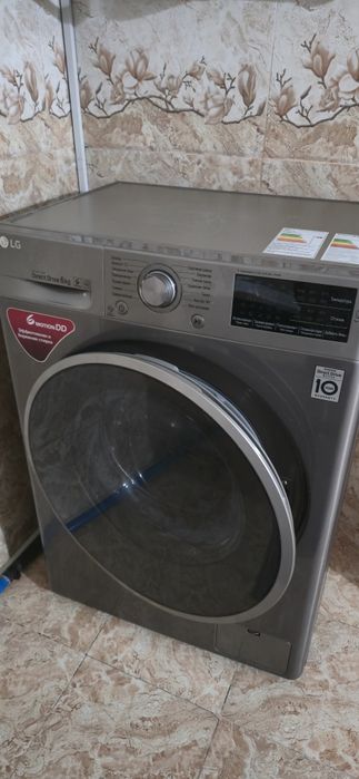 Продам стирльную машинку LG