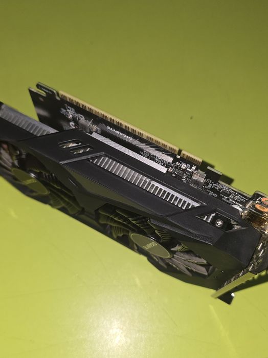 Видеокарта NVIDIA Gigabyte GeForce GTX 1650