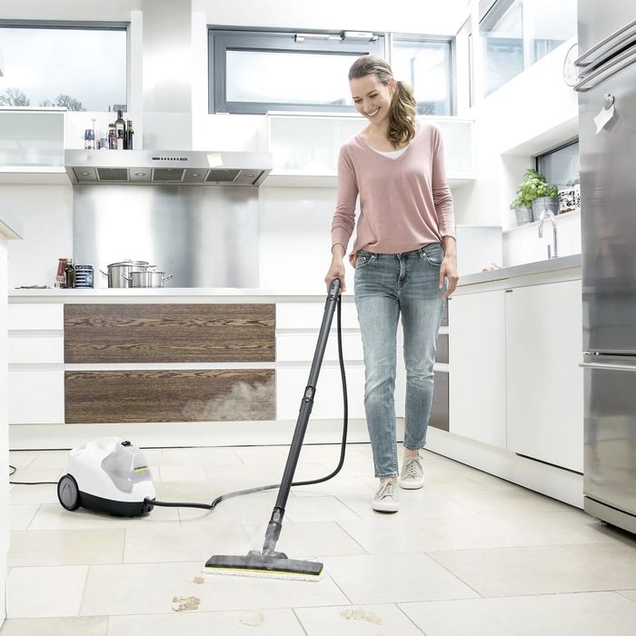 Под Наем! Парочистачка - Kärcher SC4 / KING RENTALS