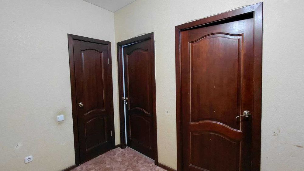 Продам 2 ком кв мкр АЭРОПОРТ