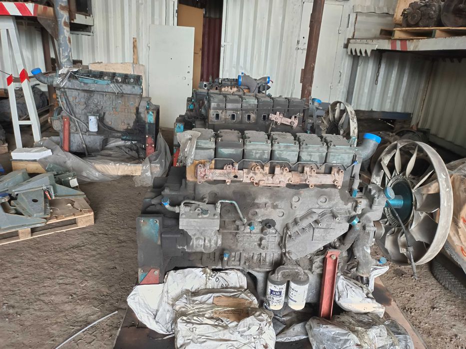 Двигатели и коробки передач под ремонт HOWO