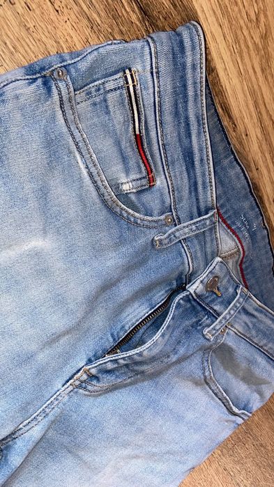 Blugi Tommy Jeans Noi