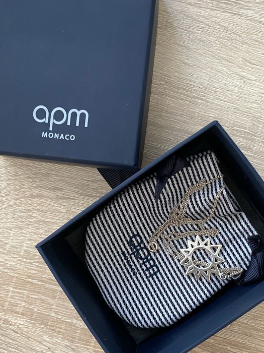 Сребърно верижка проба 925 с висулка слънце APM Monaco