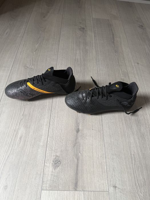 Детски бутонки.