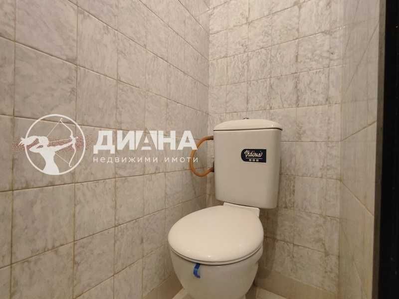Продава се Тристаен апартамент в Пловдив, Кючук Париж - 94 кв.м за 1649 €/кв.м - Снимка #9