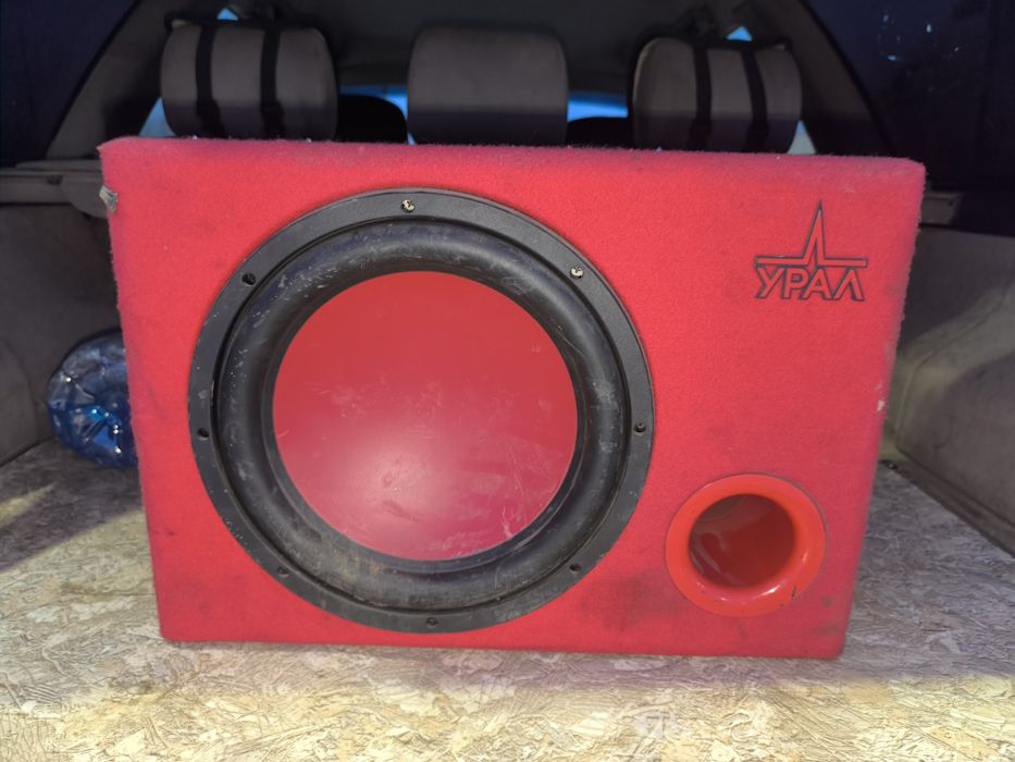 Продам сабвуфер Урал