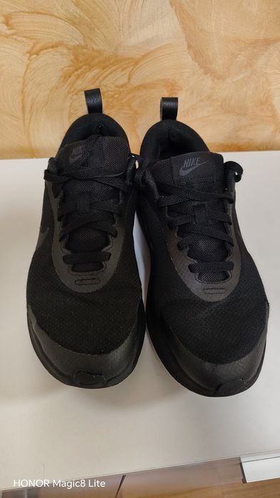 Дамски маратонки Nike