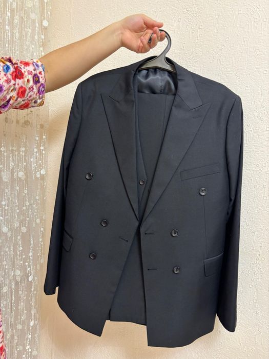 Классический костюм тройка