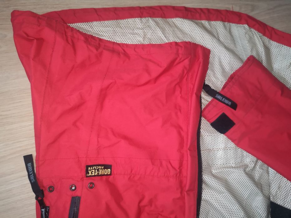 Яке Salewa Goretex M