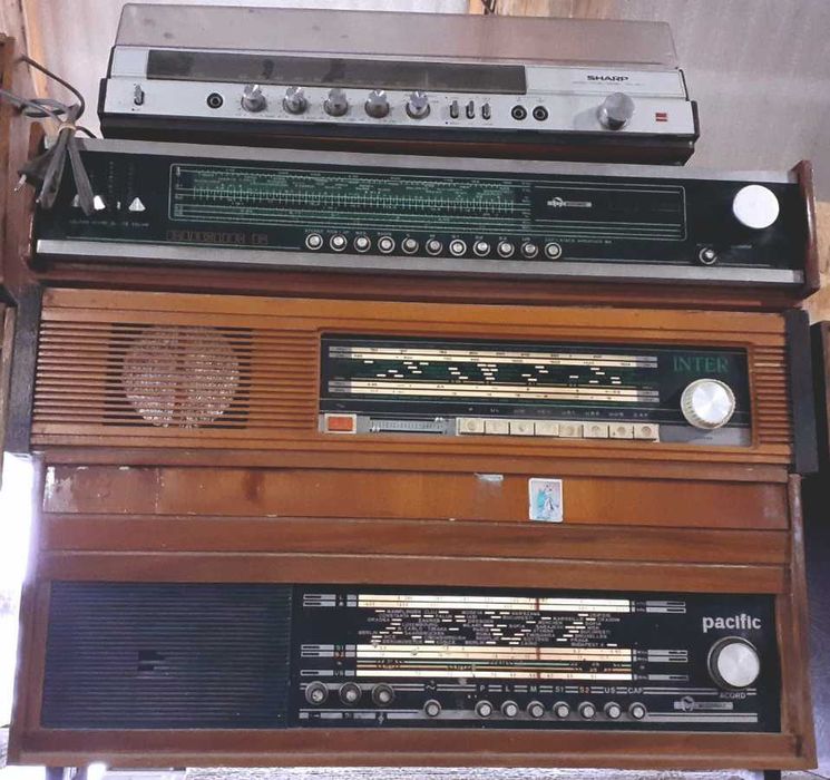 Aparate de radio vechi cu pick-up