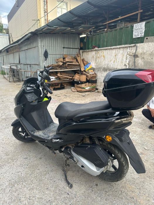 Скутер мопед макси