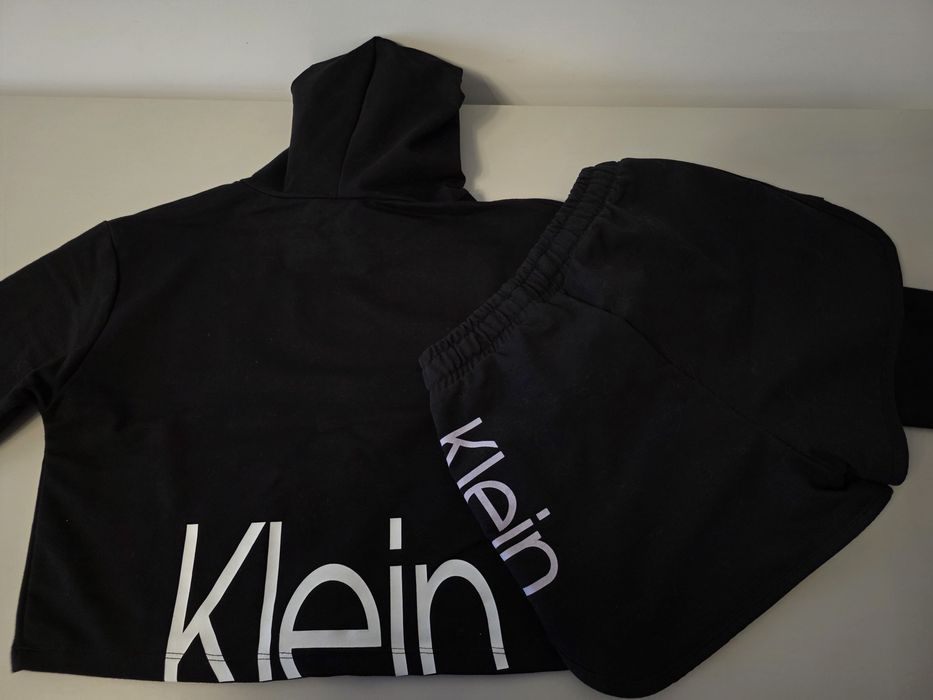 Calvin Klein спортен сет