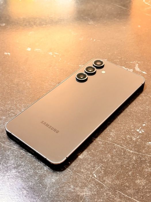 Galaxy S24FE 256/8