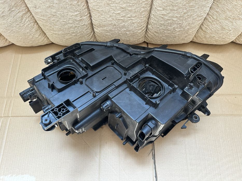 Far dreapta VW Tiguan 2016-2020, 5NB941036B