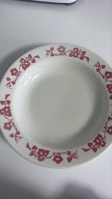 Farfurii mari adanci