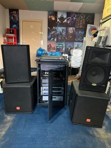 Музыкальная аппаратура караоке