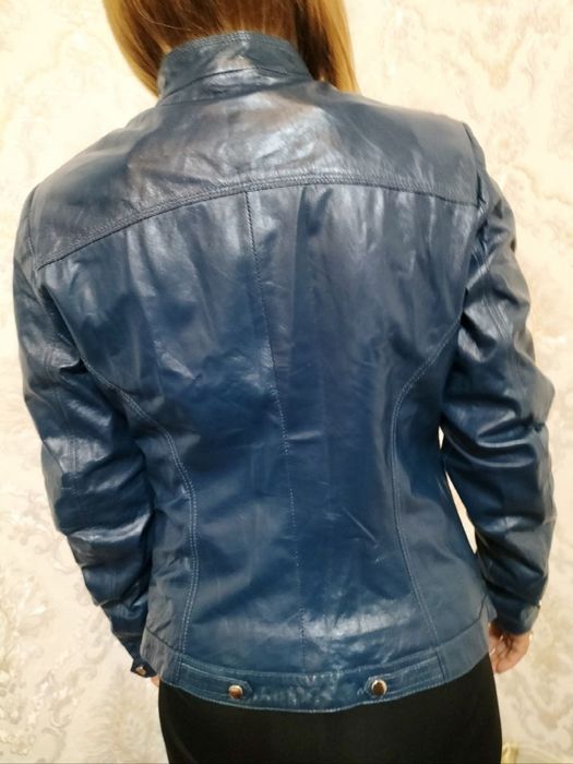 Срочно. Продается! Новая. Натуральная чистая кожа.