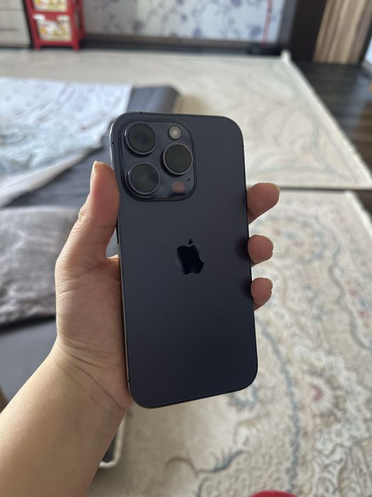 Продам айфон 14 про